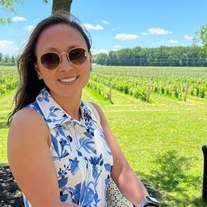 Meet your Posher, Sheila